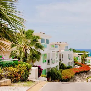 piscadera-harbour-village.comcaribbean.com/