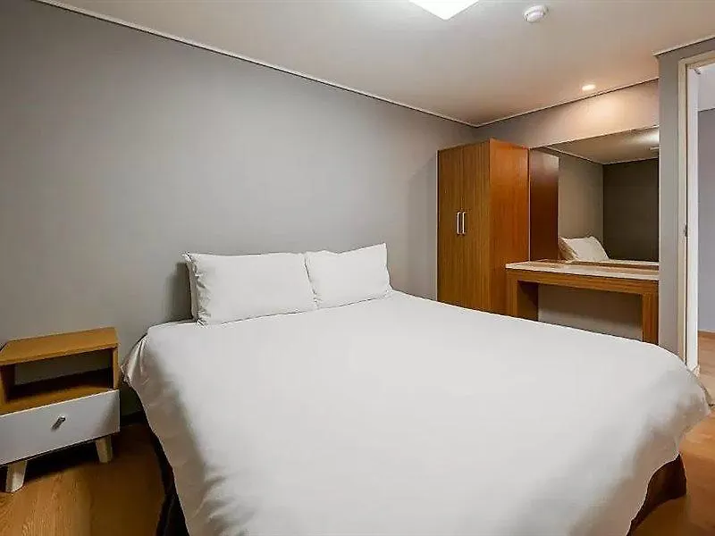 Pampas Hotel Jeju 3*,  South Korea
