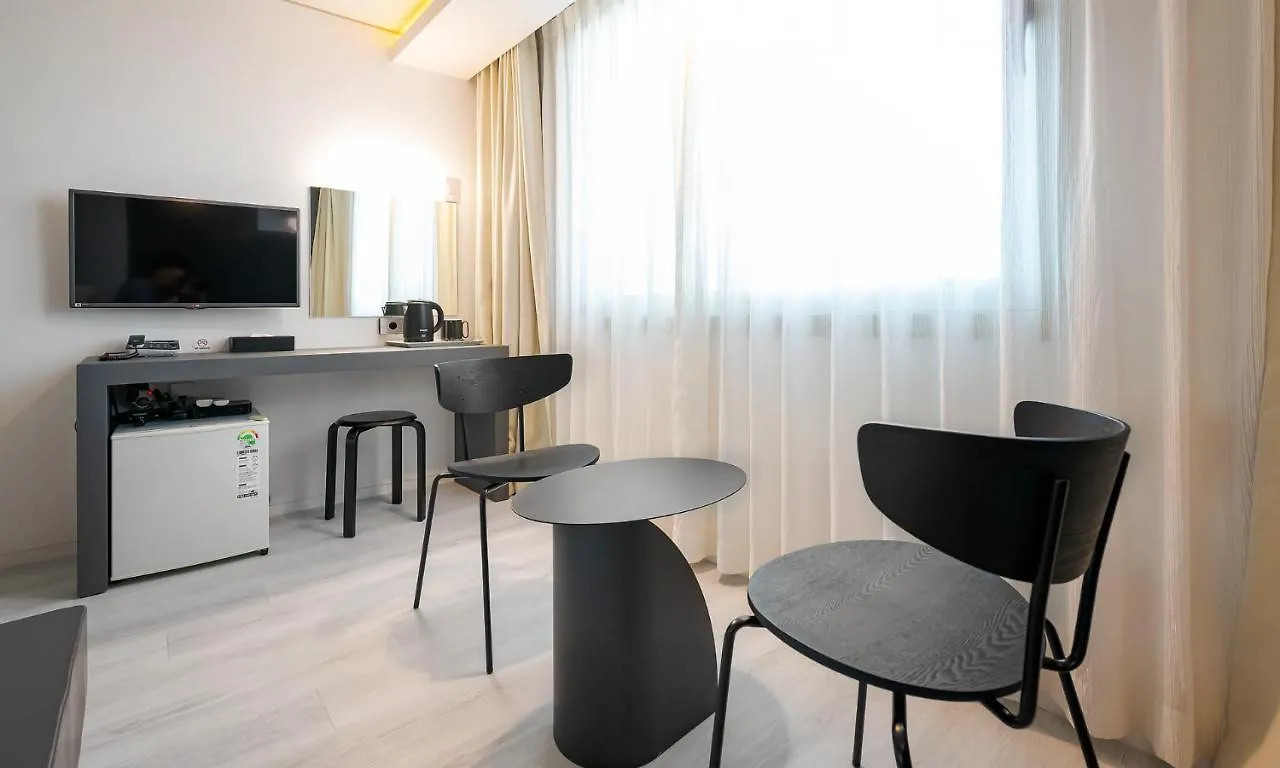 Pampas Hotel Jeju 3*,  South Korea